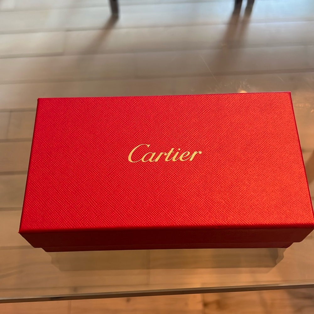 Cartier classic red box. Rectangular